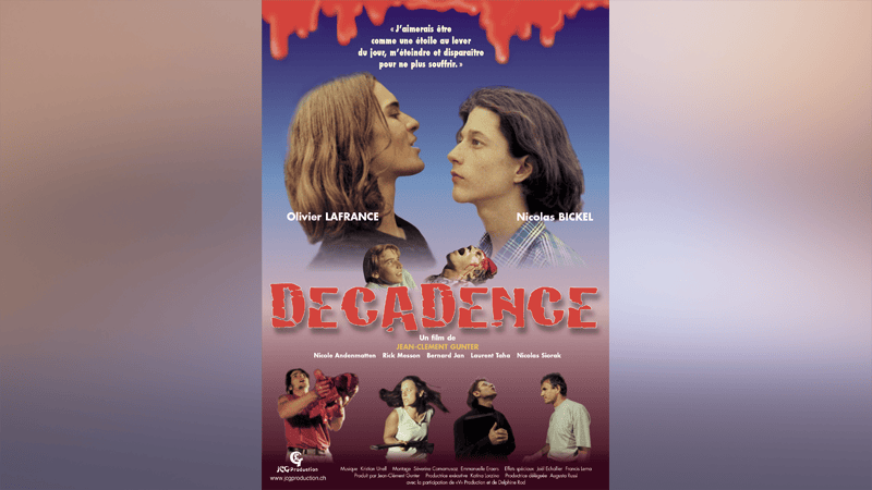 Première affiche du film d'horreur gore Décadence : souvenir des débuts du long-métrage avec l'affiche qui avait été utilisée au Marché du film de Cannes pendant le Festival de Cannes, ainsi qu'au Fantasy Filmfest 1998, en Allemagne. Le film est sorti en trois éditions DVD et en streaming.