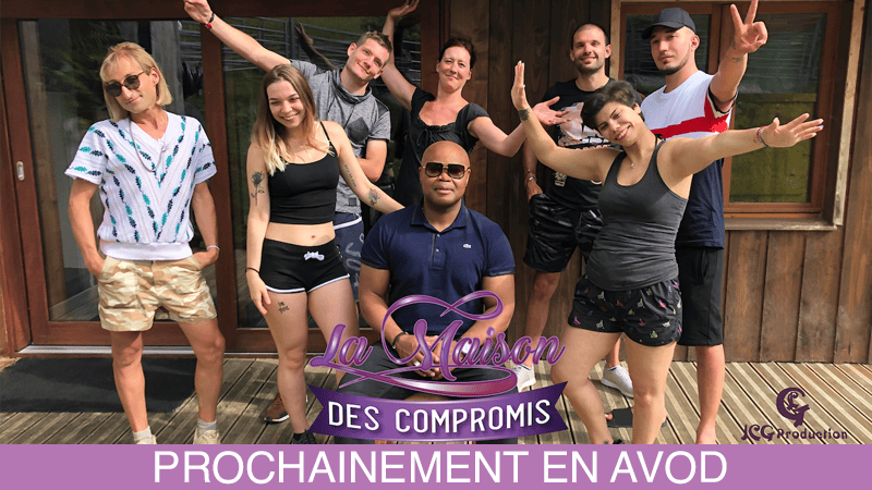 Téléréalité disponible en VOD depuis mars 2021, après pas mal d'imprévus, la saison 1 de La maison des compromis va enfin être disponible en AVOD (streaming gratuit avec pub) sur une grosse plateforme américaine. Il faudra encore patienter un peu, le temps de sous-titrer en anglais les 18 épisodes.