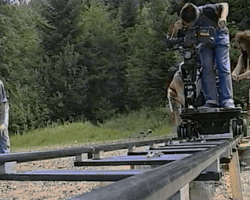 Traveling sur rails (tournage film d'horreur Décadence) - Jean-Clément Gunter tourne une scène très technique du long-métrage horreur, gore, et érotique.