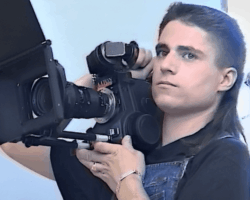 Camera super 16 mm tournage du film Décadence (Jean-Clément Gunter va bientôt filmer un plan) Long-métrage gore et érotique/épouvantable et horrifique - Une production d'une violence extrême.