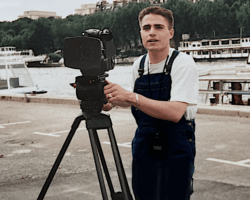Tournage film d'horreur à Paris (France) - Une production/réalisation avec des effets spéciaux/fx gores et des scènes érotiques/sexy - Un métrage violent interdit aux moins de 18 ans (déconseillé aux personnes sensibles).