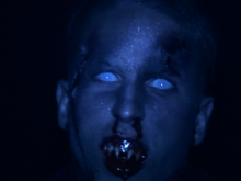 Film de peur/d'horreur avec des jeunes, un week-end qui tourne mal - Le film Why Us? est disponible en streaming et DVD - Voir Pourquoi nous ! en VOD sur des plateformes.