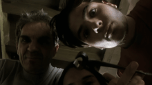 Film d'horreur gore/sexy qui fout la trouille/qui fait peur - Decadence film d'horreur suisse - Un long-métrage avec des tueurs dans la montagne (disponible en streaming/AVOD, VOD, TVOD et DVD) - Le film est disponible en streaming gratuit AVOD.