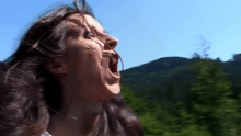 Film d'horreur avec une folle - Le film gore/érotique La forêt des démons de Jean-Clément Gunter (réalisateur/producteur suisse).