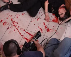 Film/long-métrage d'horreur/gore suisse avec scènes sexys/érotiques (réalisé par Jean-Clément Gunter) - Disponible en DVD et streaming - Film à succès qui fait peur.